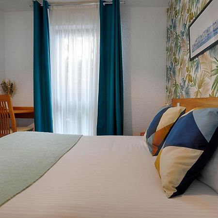 Hotel Le Branhoc - Brit Hotel Оре Екстериор снимка